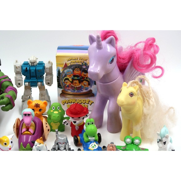 Random Figure Lot #1 - Picture 6 of 13